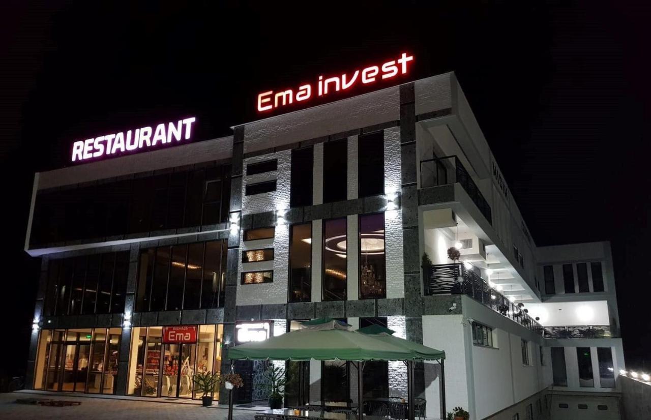 טטובו Hotel Ema מראה חיצוני תמונה