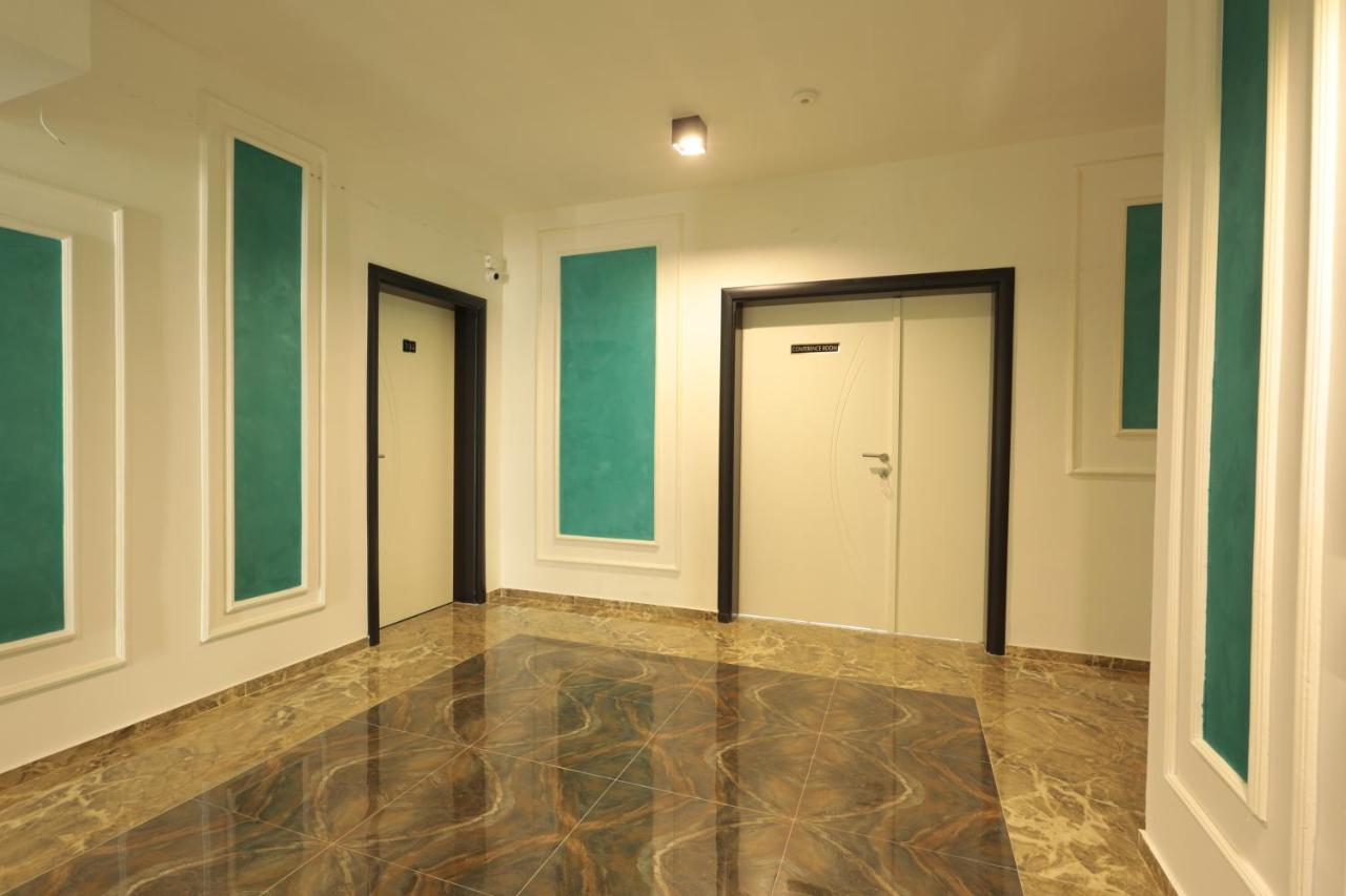 טטובו Hotel Ema מראה חיצוני תמונה