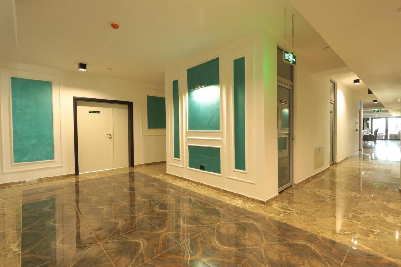 טטובו Hotel Ema מראה חיצוני תמונה