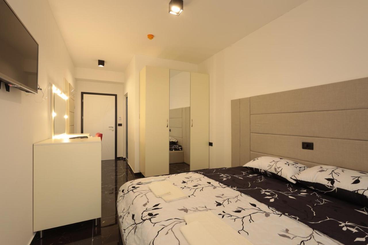 טטובו Hotel Ema מראה חיצוני תמונה